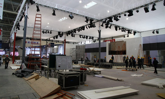 上海草莓污污视频