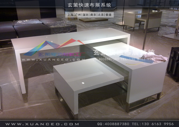 波司登接待台 波司登接待台