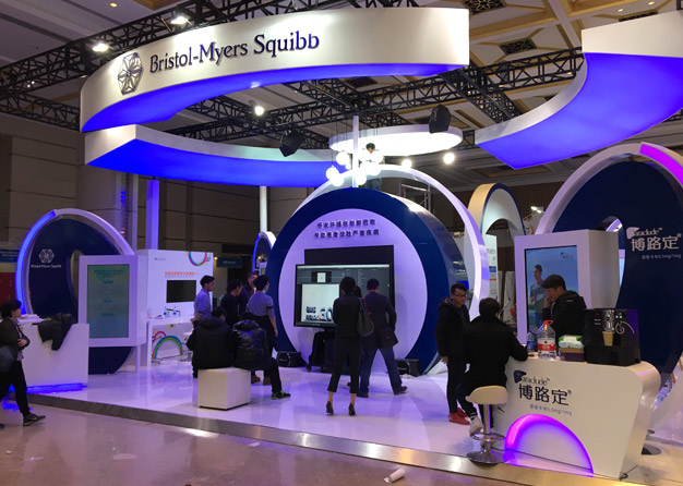 博路定草莓污污视频