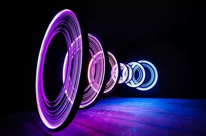 华为手机影像艺术展活动道具 华为手机影像艺术展活动道具